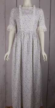 Frontier Classics Victorian"Mattie" Dress - Lilac Floral, Ladies' Old West Ensembles | Spur Western Wear